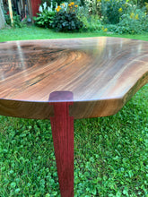 Load image into Gallery viewer, Coffee table